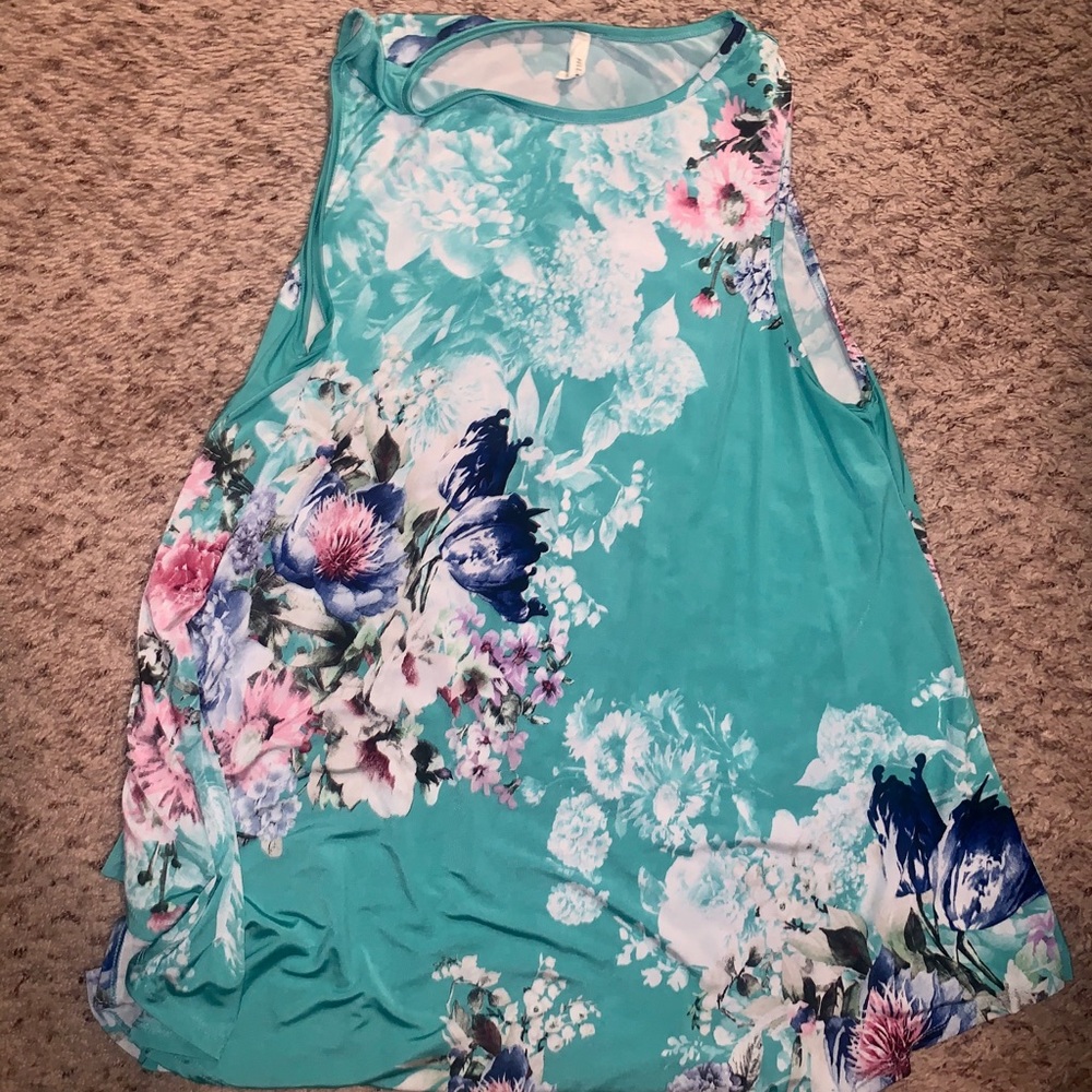 Bellamie tank